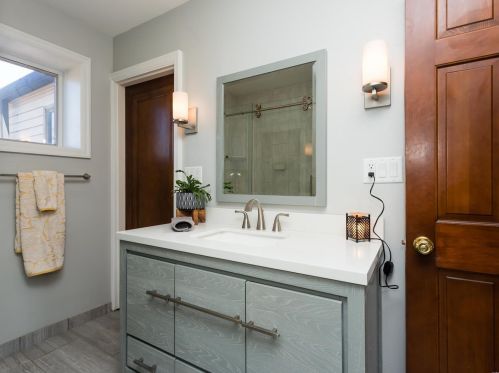 6471 Devonshire Ave, Saint Louis MO 63109-2505 exterior