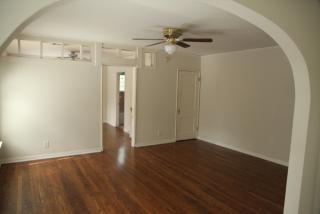 5616 Bryan Pkwy, Dallas TX  75206-8121 exterior