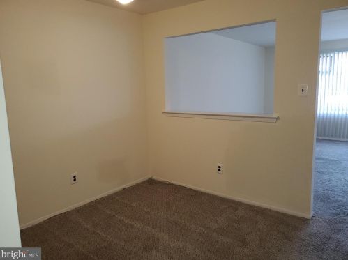 1006 Gum Pl, Huntingdon Valley PA 19006-1716 exterior