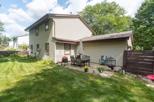 5805 111, Milwaukee WI 53214-2357 exterior