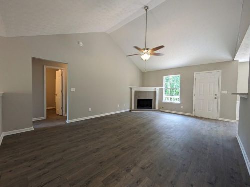 4256 Shoreside Cir, Lithonia GA  30039-6827 exterior