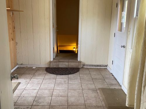 2933 Rochelle Ave, Milwaukee WI  53209-2624 exterior