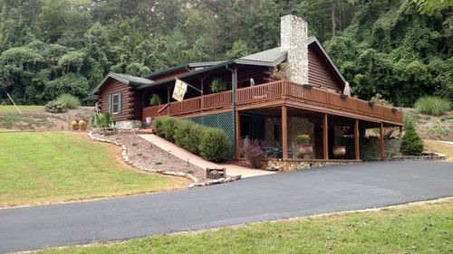 48 Honeycutt Ln, Nebo, NC 28761-6790
