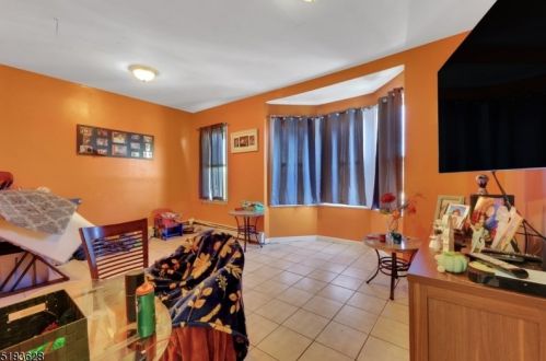 112 Caldwell Ave, Paterson NJ 07501-2514 exterior