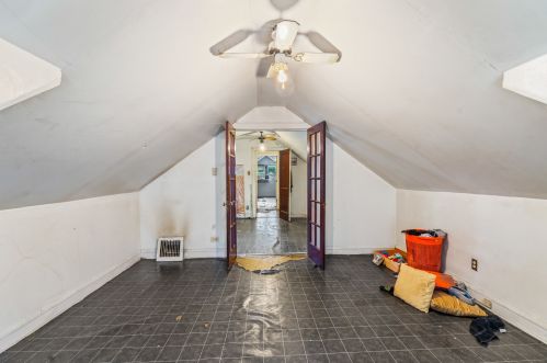 10114 Charles St, Chicago IL 60643-2109 exterior