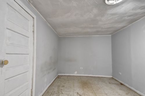 3245 64 Pl, Chicago IL 60638-5418 exterior