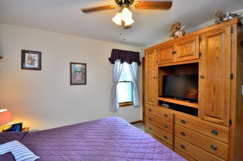 8719 National Ave, Milwaukee WI 53204-1345 exterior