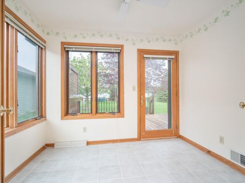 2254 Knuell St, Manitowoc WI 54220-0907 exterior