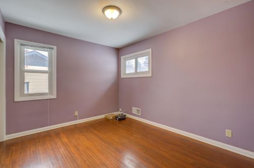 604 Gotzian St, Saint Paul MN 55106-4652 exterior