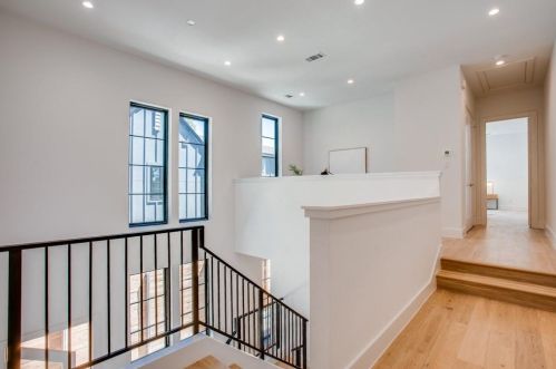 1218 Haines, Dallas TX 75208-4104 exterior