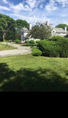 223 Corey Ln, Middletown RI 02842-5659 exterior