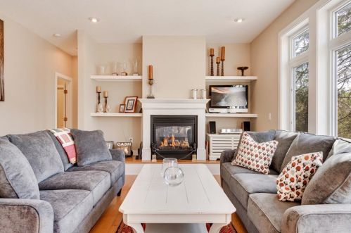 333 Laurel St, Stillwater, MN 55082-4868