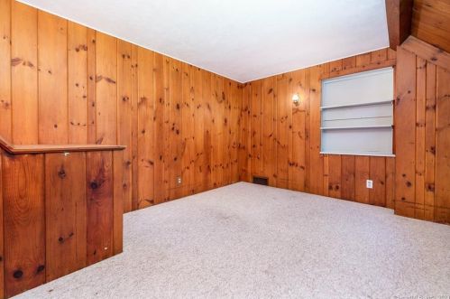 366 Litchfield Rd, Torrington CT 06791-2101 exterior