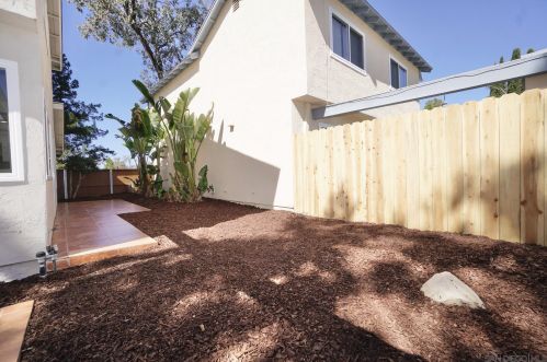 10778 Esmeraldas Dr, San Diego CA 92124-2010 exterior