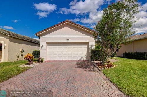 265 Coconut Key Way, Fort Pierce, FL 34986-1911