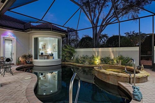 8800 Muirfield Dr, Naples FL 34109-4352 exterior