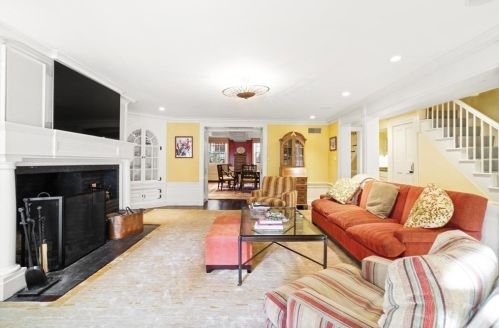 28 Chestnut St, Boston MA exterior