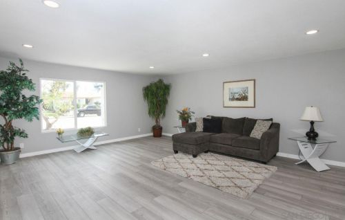 8580 Flanders Dr, San Diego CA  92126-3268 exterior