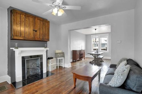 1670 Hillsdale Ave, Pittsburgh PA 15216-1870 exterior