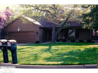 13175 Hitching Post Rd, Dewitt, MI 48820-9635