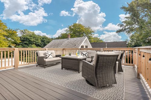 1411 Potter Ave, Milwaukee WI 53207-2115 exterior