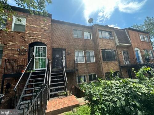 4633 6th St, Washington, DC 20032-3549