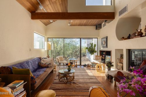 6715 Camino Padre Isidoro, Tucson AZ  85718-2037 exterior