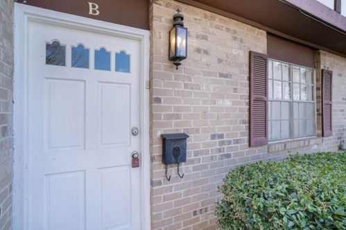 2950 Dekalb Dr, Atlanta, GA 30340-2204