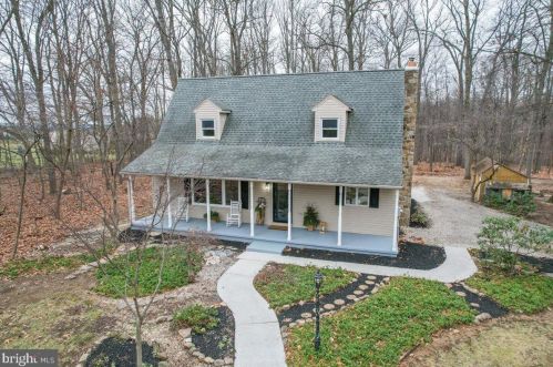 124 Bollinger Rd, Littlestown PA 17340-9119 exterior