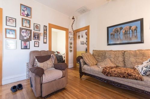 149 Laban St, Providence RI 02909-4424 exterior