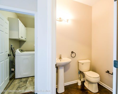 5 Markus Ct, Jackson Twp NJ  08527-2886 exterior