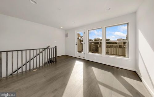 5134 Randolph Rd, Rockville MD 20852-2242 exterior