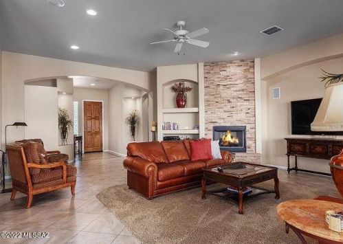 5978 Placita Pajaro, Tucson AZ  85718-3465 exterior