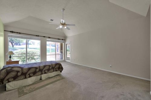 141 April Waters Dr, Montgomery TX 77356-8831 exterior