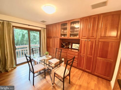 5707 Halpine Rd, Rockville MD exterior