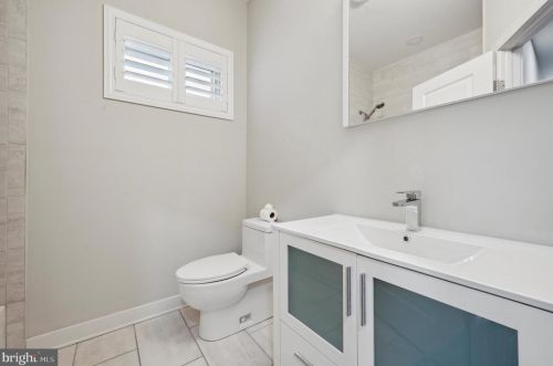 1313 29 St, Philadelphia PA 19121-4503 exterior