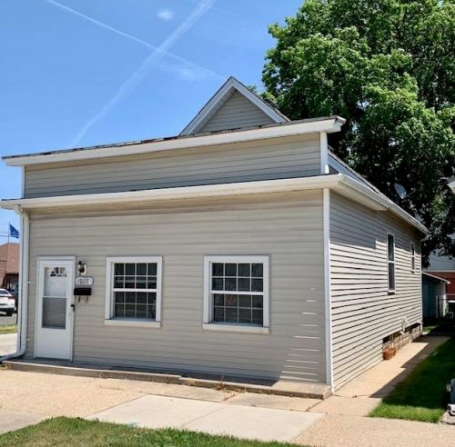 1028 46, Milwaukee WI 53208-3120 exterior