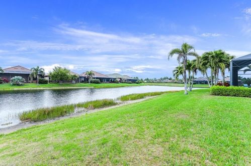 6601 Caldecott Dr, Naples FL 34113-3196 exterior