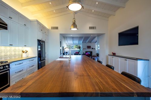 4130 4 St, Tucson AZ 85705-7808 exterior