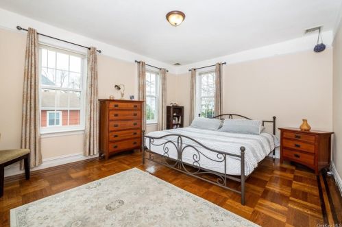 240 Sheridan Ave, Mount Vernon NY 10552-1406 exterior