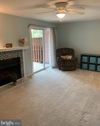 6579 Bermuda Grn Ct, Alexandria VA 22312-3106 exterior