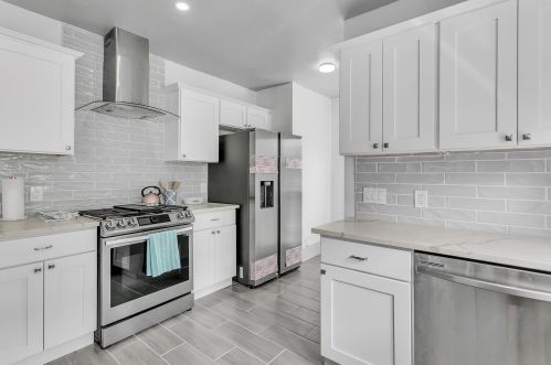 4408 54 St, Milwaukee WI 53210-1630 exterior