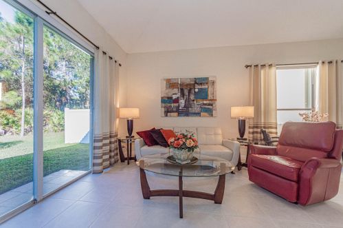 5629 Spanish Riv Rd, Fort Pierce FL 34951-2896 exterior