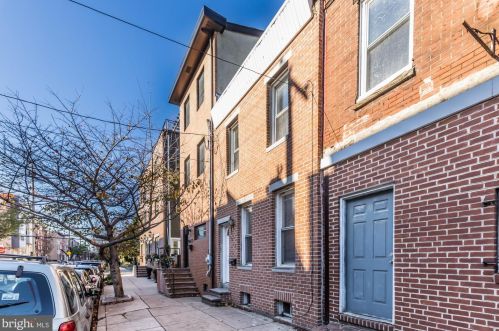 1635 Catharine St, Philadelphia PA  19146-2036 exterior