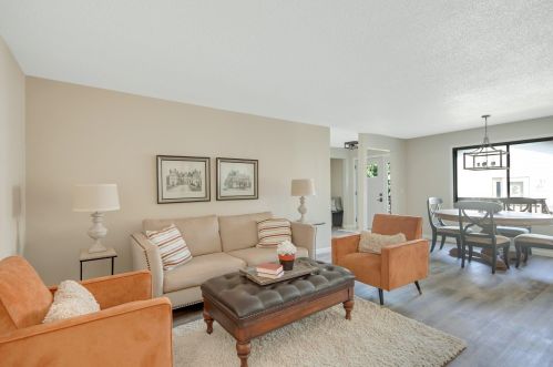 8706 134 St, Saint Paul MN 55124-7232 exterior