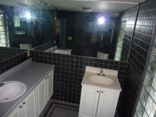 209 Old Orchard Pl, Kalamazoo MI  49007-3717 exterior