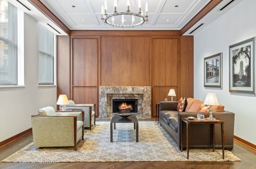 159 Walton Pl, Chicago IL  60611-1971 exterior