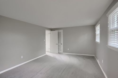 2630 Fairgreen Dr, Pittsburgh PA  15241-2916 exterior