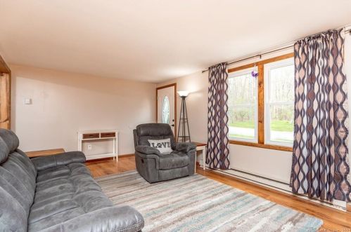 23 Orleans Ave, Killingly CT 06239-2227 exterior