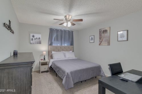 10610 48th St, Phoenix AZ 85044-1740 exterior